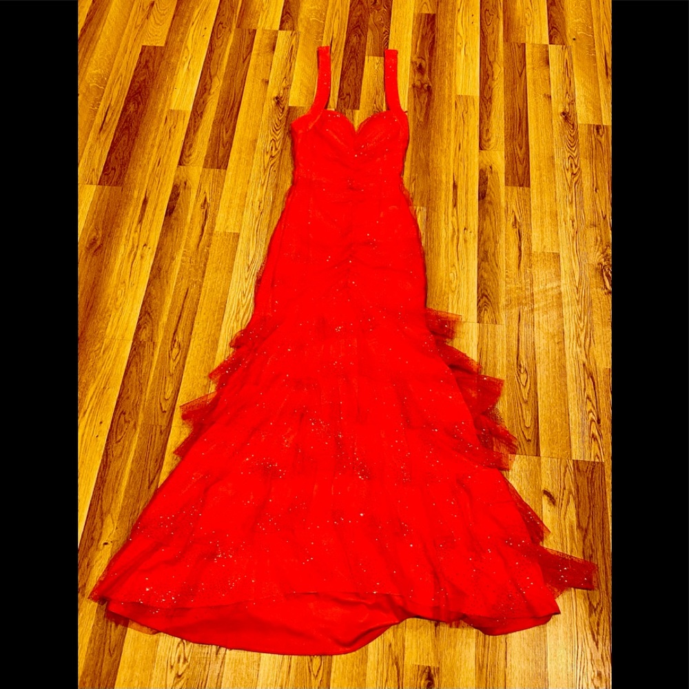 Ignite Evenings Size 2 Coral Color Prom Dress - Picture 7 of 15